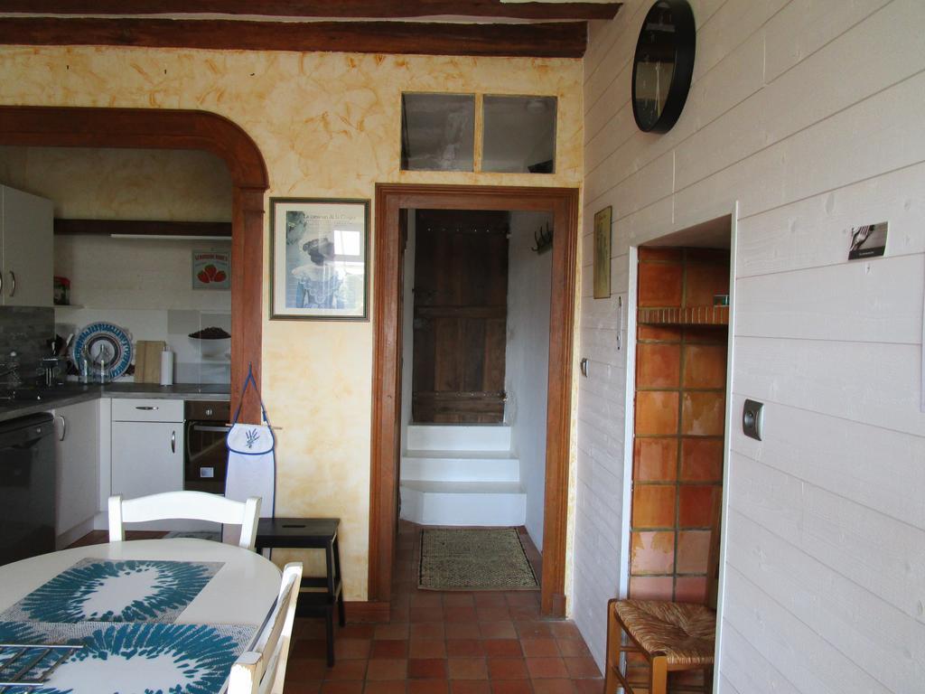 Gite Le Bourgneuf Fresnay-sur-Sarthe Exterior photo